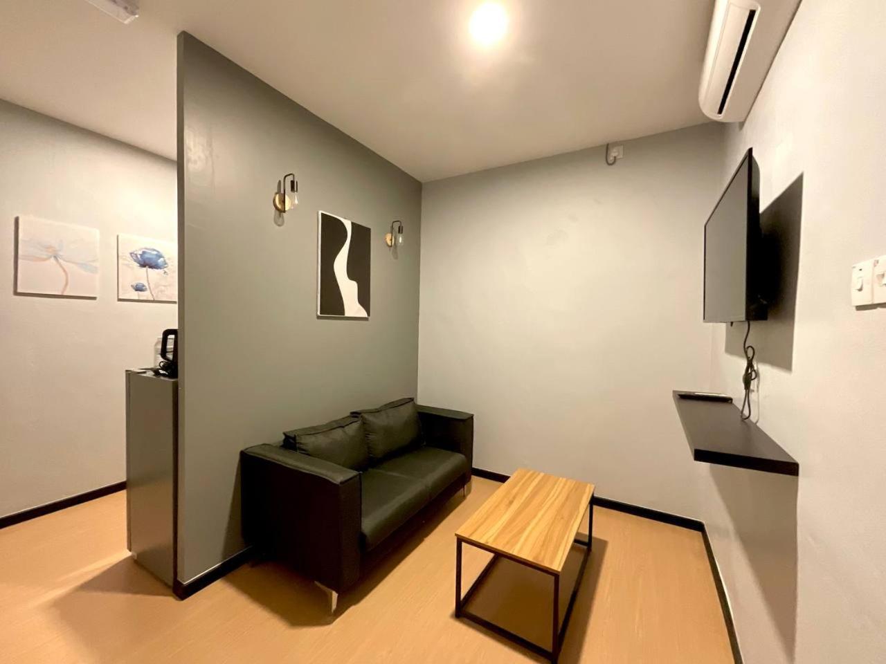 The Sky Inn Kuantan Exterior photo